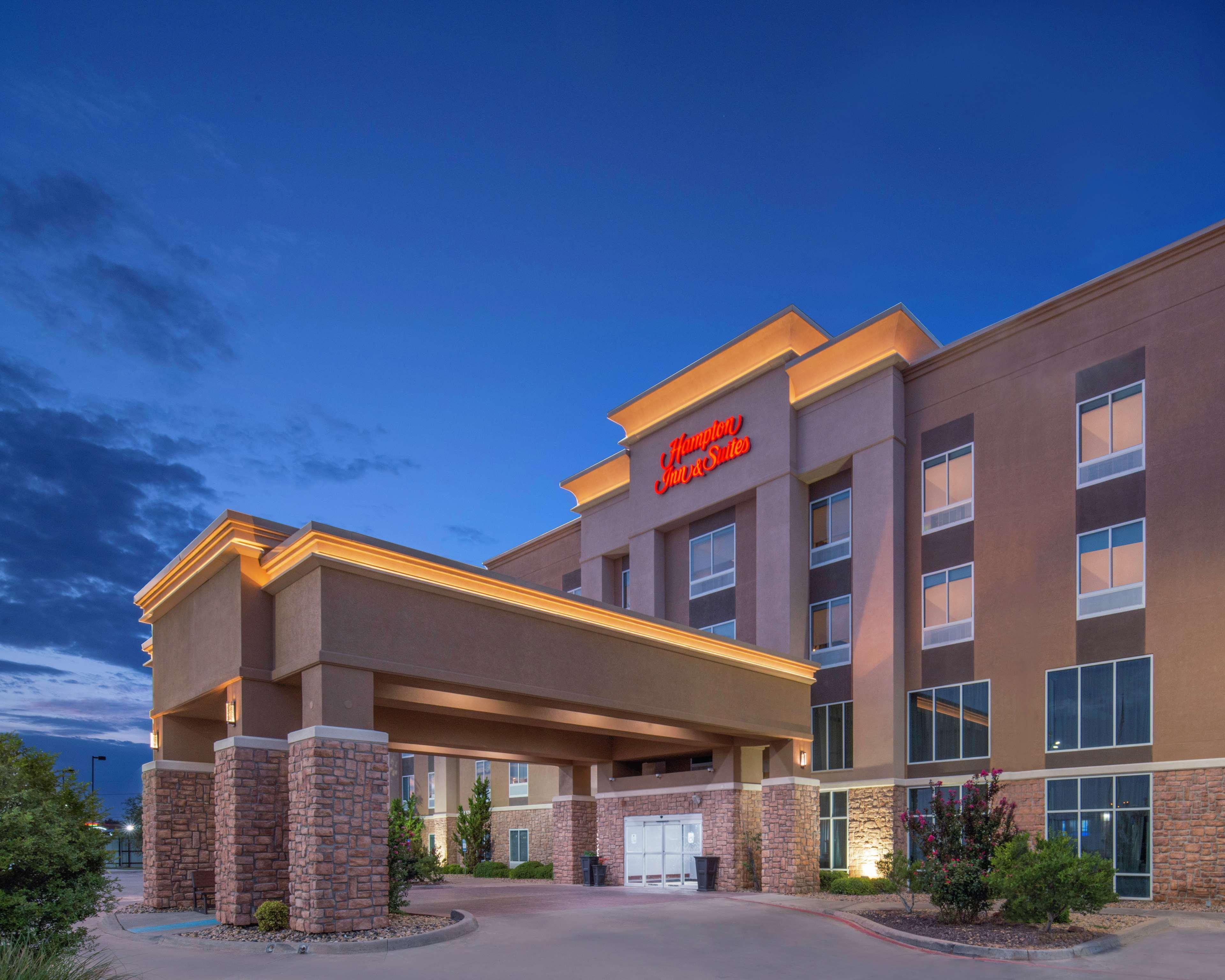 Hampton Inn & Suites Lubbock Exterior foto